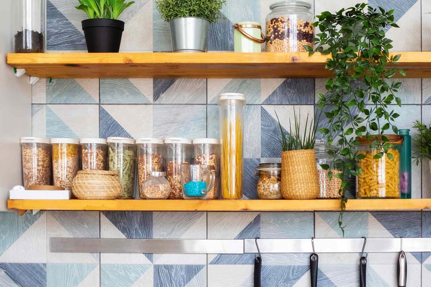 10 Genius Organizing Tricks for a Clutter-Free Home